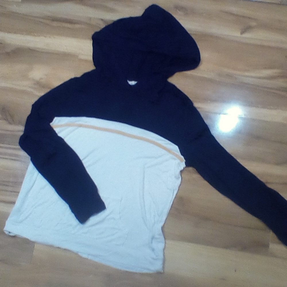 Black and white shirt with hood